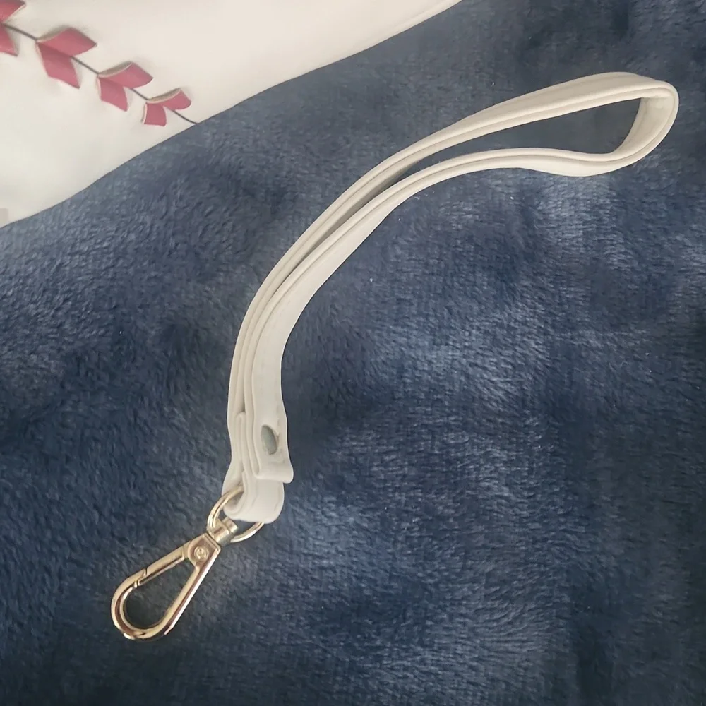 White and Red Baseball Stitch Crossbody Bag - Picture 5 of 8